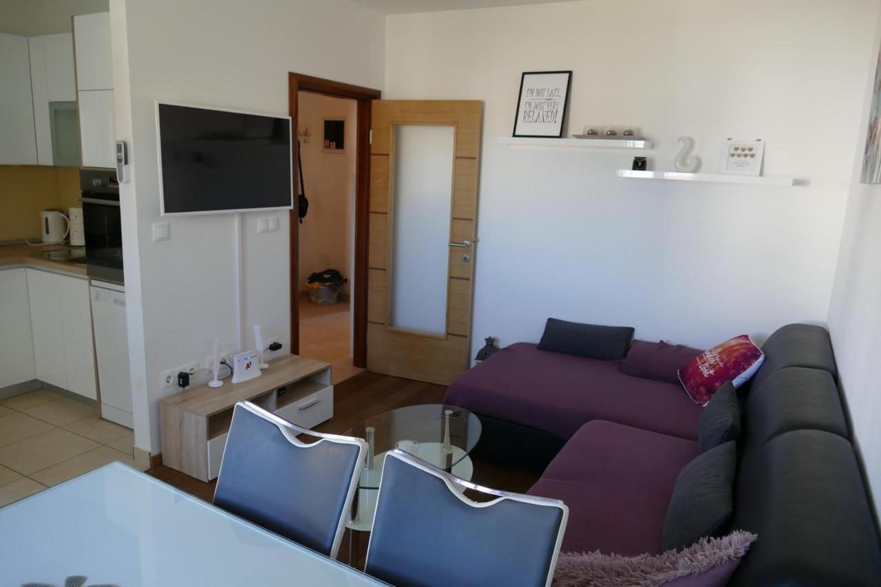Heidi Apartamento Podstrana Exterior foto